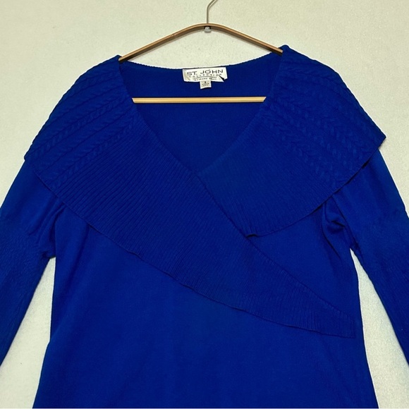 St. John Collection By Marie Gray Women’s Sweater Blue Size 8 - Picture 2 of 9
